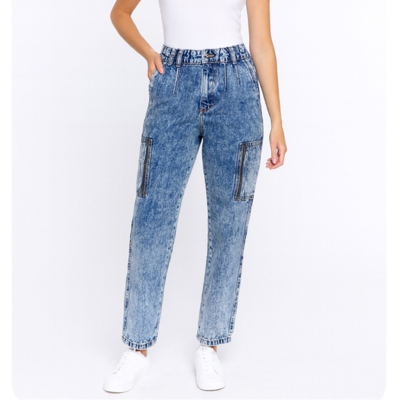 BDG Urban Outfitters Acid Washed Jeans Tapered High Rise SZ XS Barrel leg - Picture 1 of 8